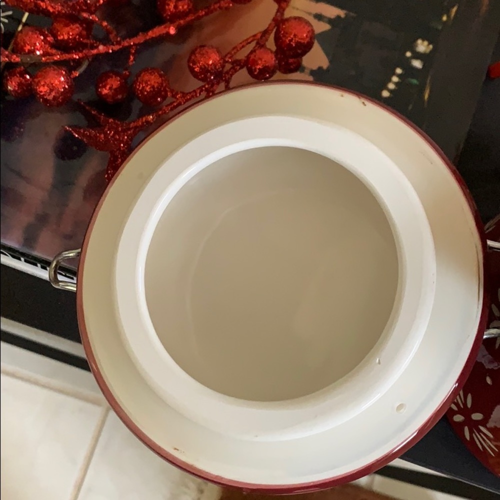 Holiday Snowflake Container - Picture 6 of 8